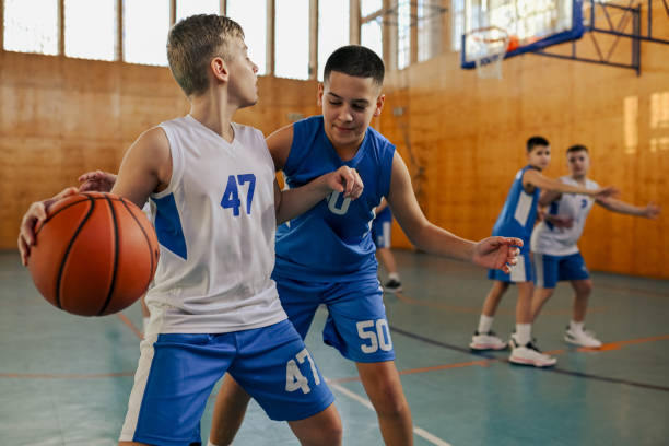Dribbling basket teknik dasar menguasai tempo permainan